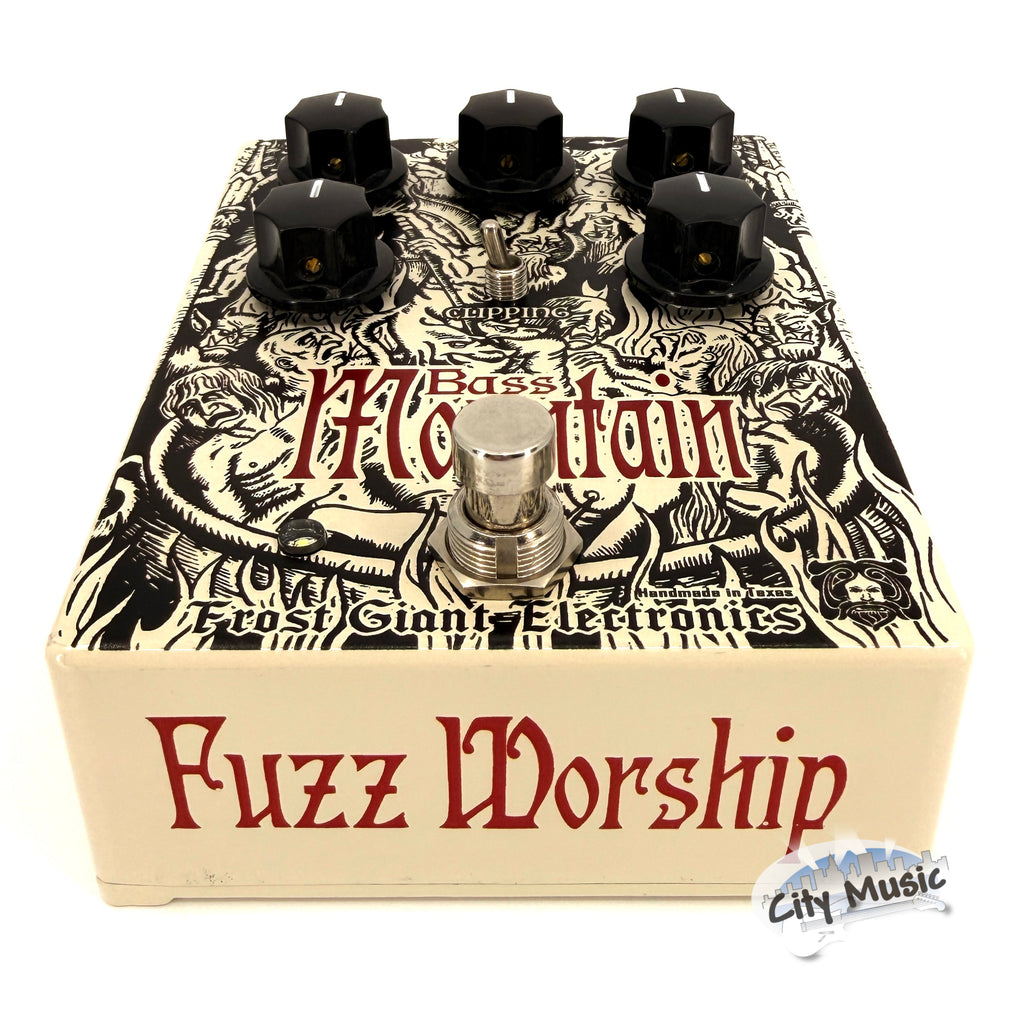 Used Frost Giant Electronics Bass Mountain Distortion Fuzz Guitar Effects Pedal ♪