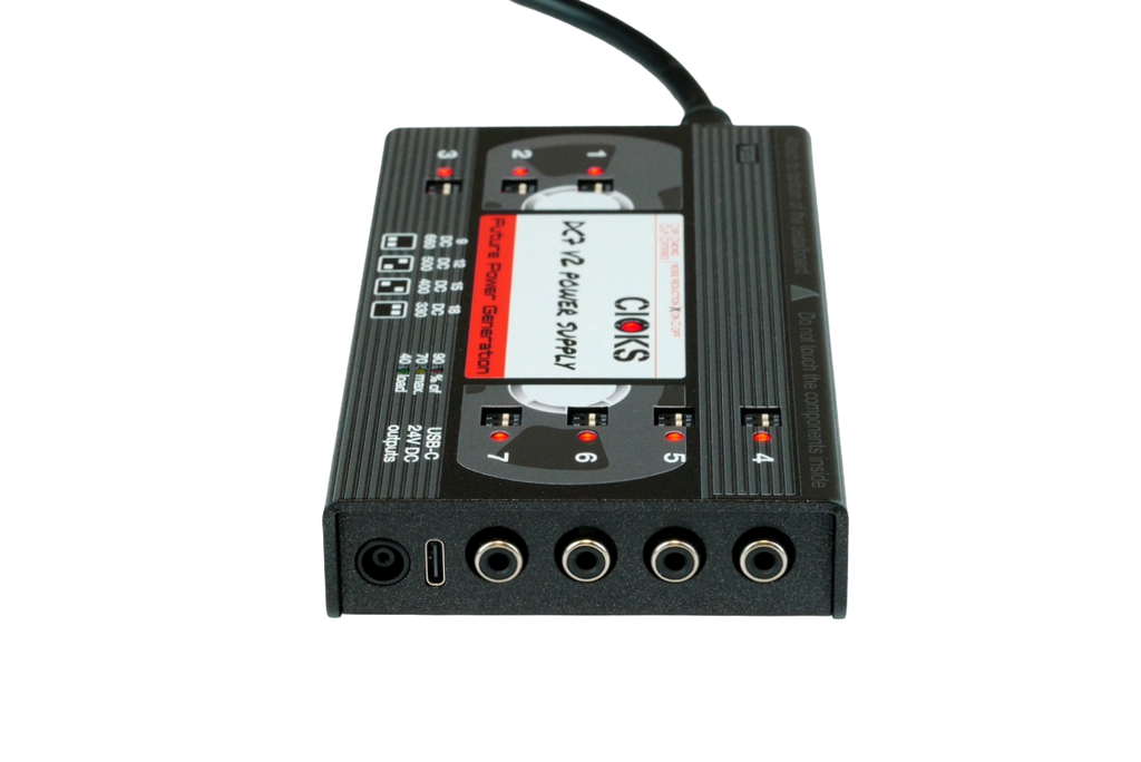 New CIOKS DC7 V2 Retro Series VHS Tape Guitar Effects Pedal Power Supply