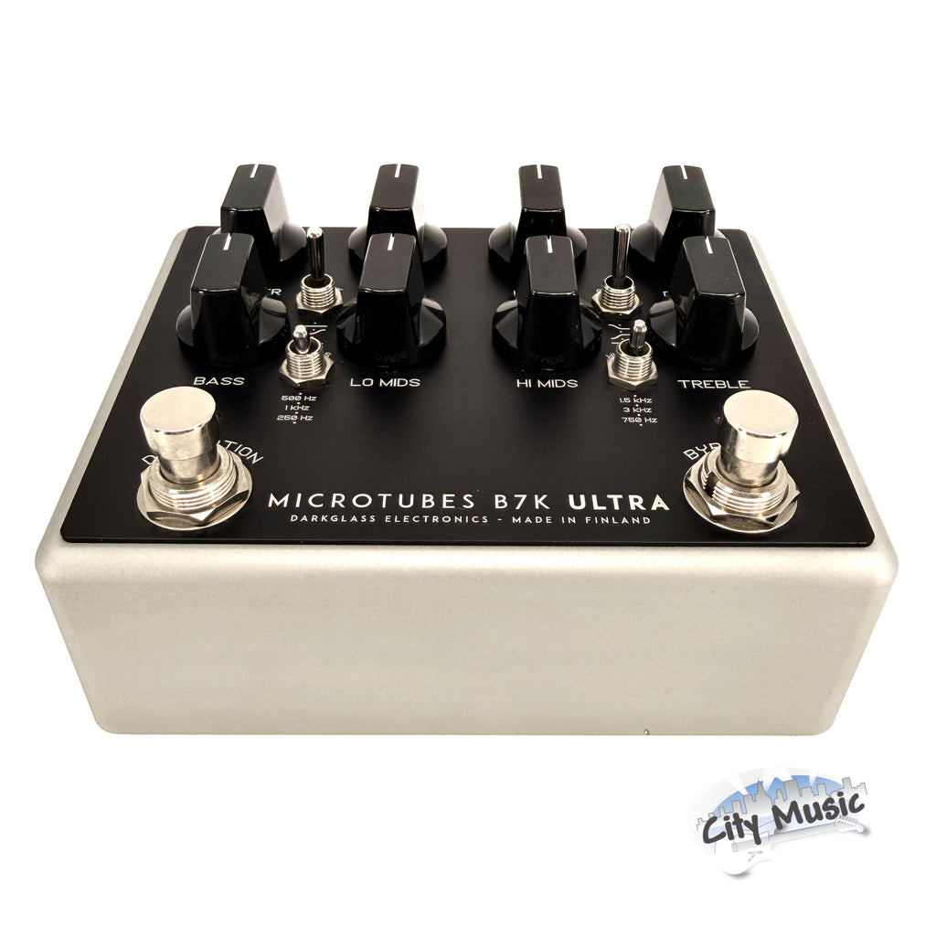 Used Darkglass Microtubes B7K ULTRA V2 w/ Aux-In Analog Bass Guitar Preamp Pedal ♪