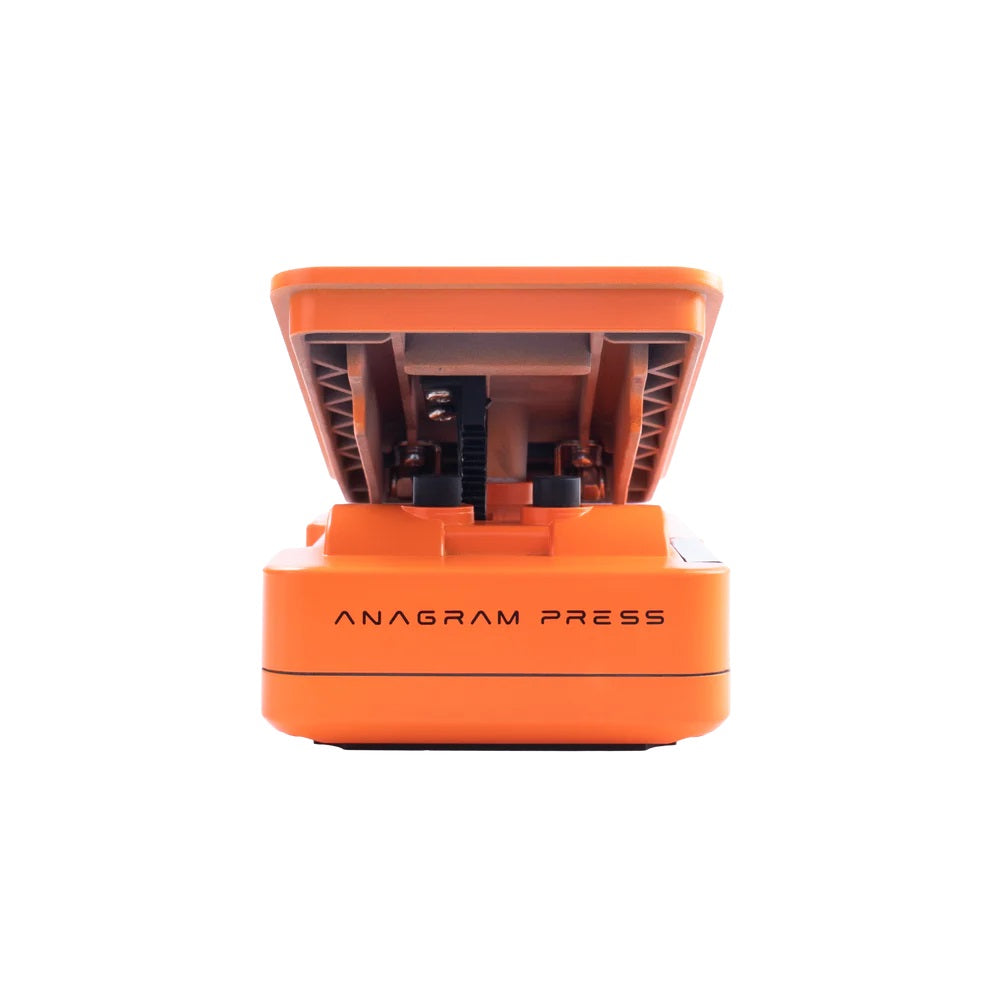 Darkglass Anagram Press expression pedal — orange, connectivity ports