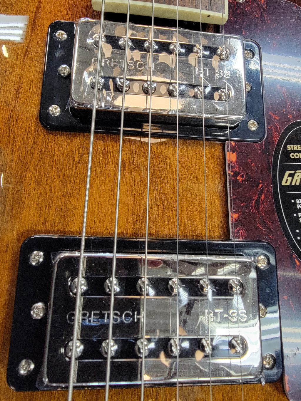 Gretsch G2420T Streamliner hollow body — tuners