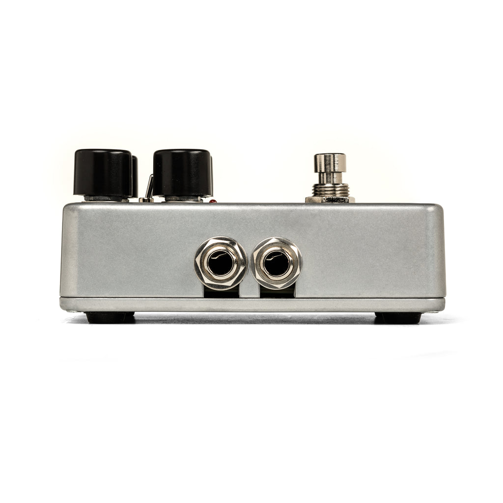 Electro-Harmonix Nano Pulsar tremolo pedal — angled view