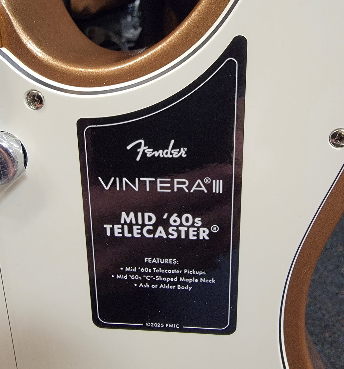 Fender Vintera III Mid '60s Telecaster Firemist Gold — body detail