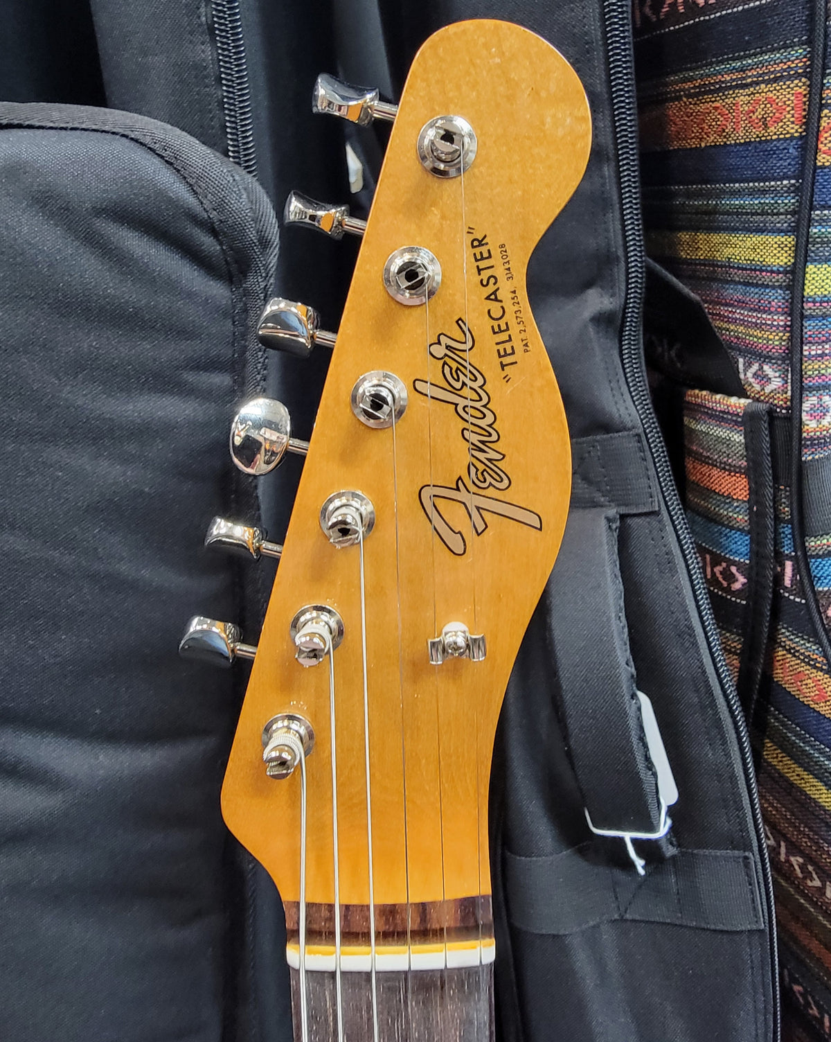 Fender Vintera III Mid '60s Telecaster Firemist Gold — maple fingerboard