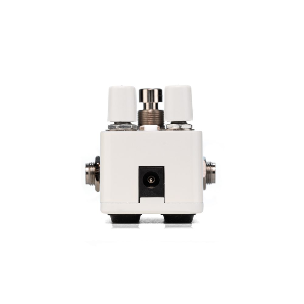 Electro-Harmonix Pico Canyon Echo delay pedal — detail view