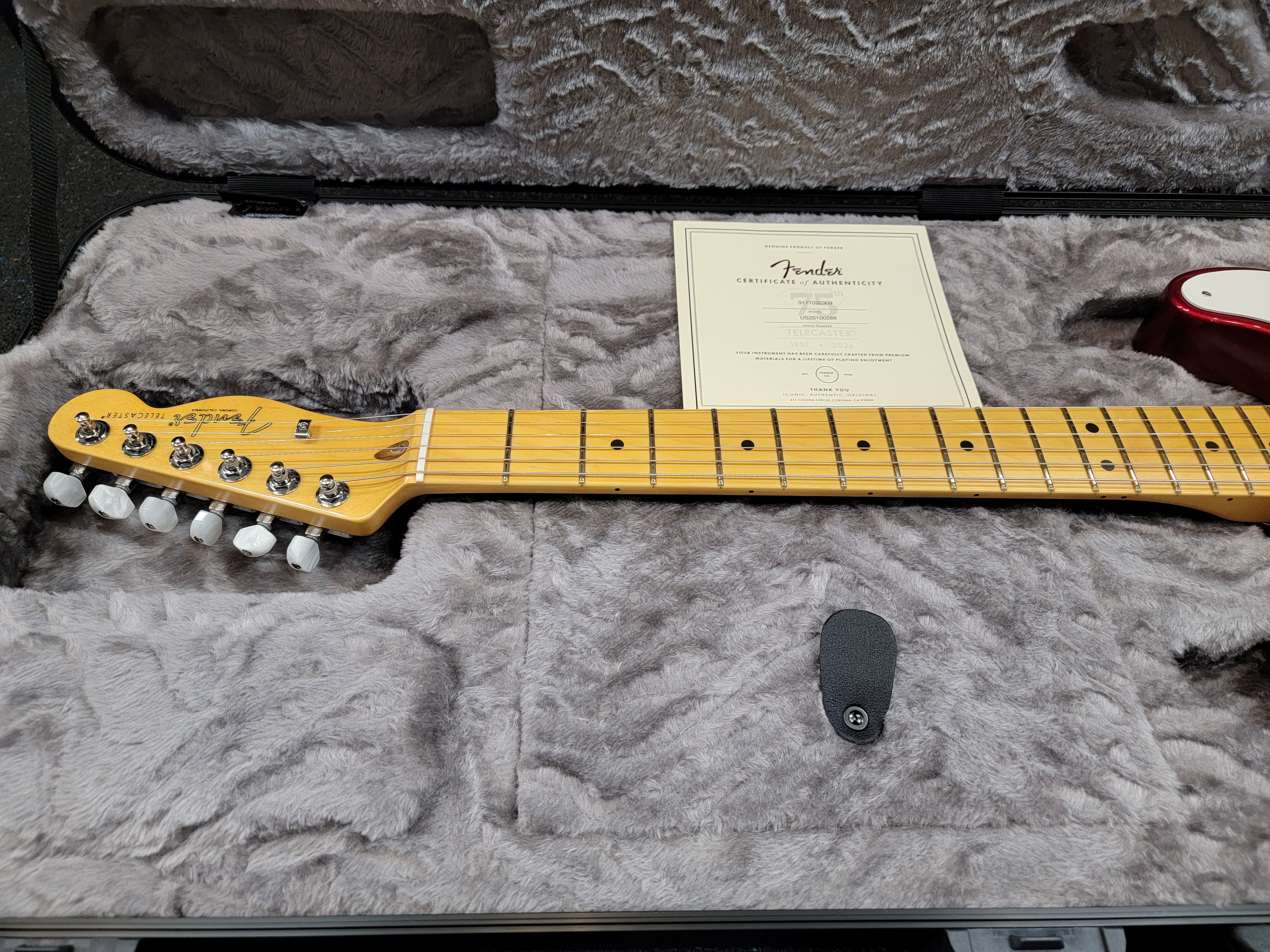 Fender 75th Anniversary American Professional Classic Cabronita Telecaster Candy Apple Red, Case, Free Shipping!