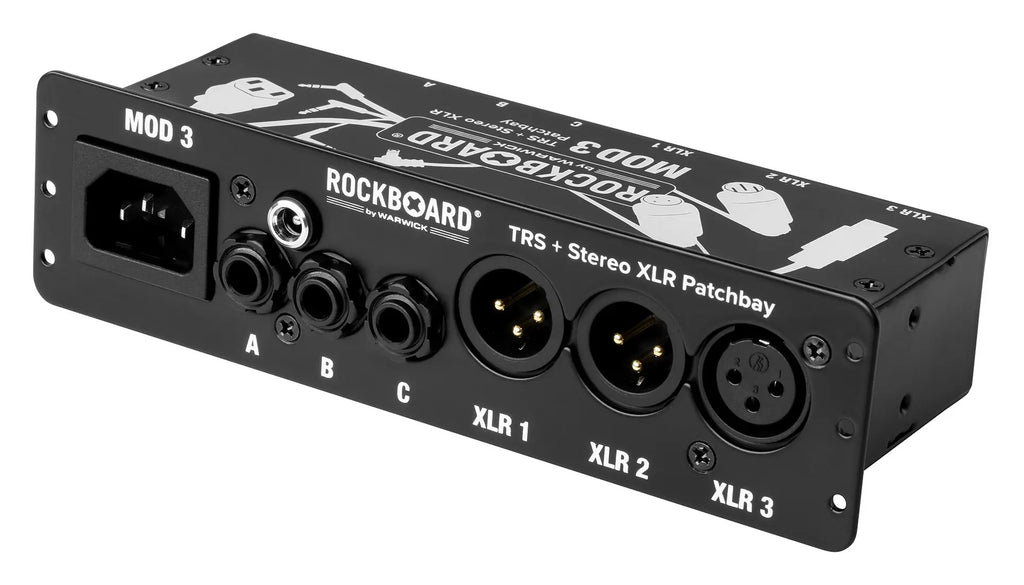 RockBoard MOD 3 V2 patchbay mounted in pedalboard slot