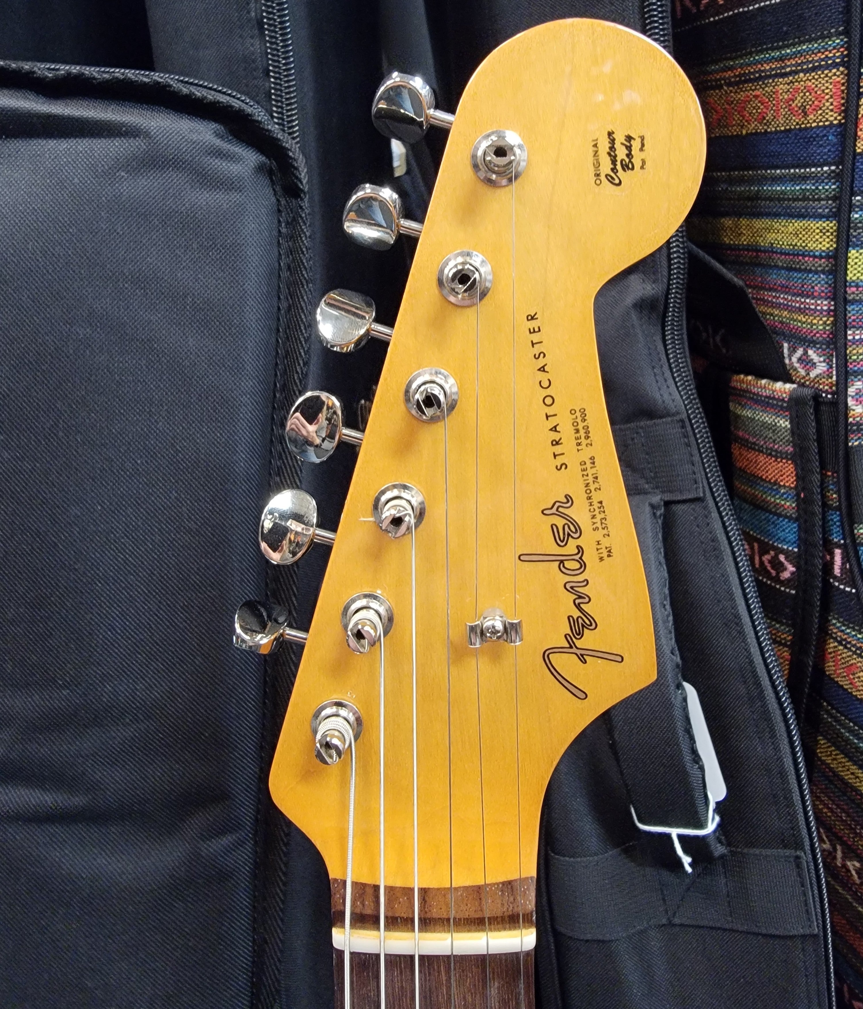 Fender Vintera III Early '60s Stratocaster Sonic Blue, Dlx Gig-Bag!