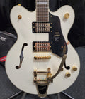 Gretsch G2622TG Streamliner center block guitar — Vintage White, front