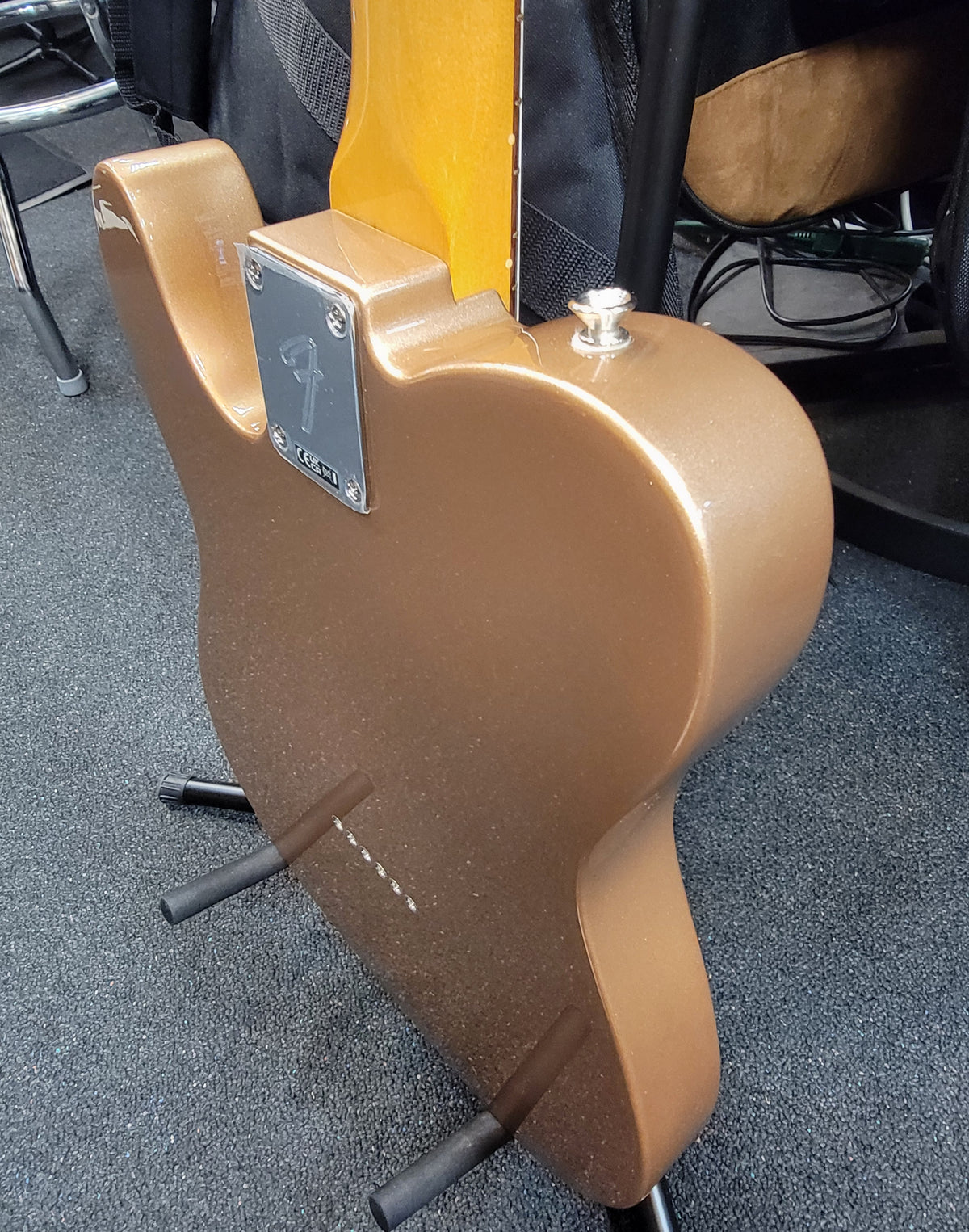 Fender Vintera III Mid '60s Telecaster Firemist Gold — upper bout detail