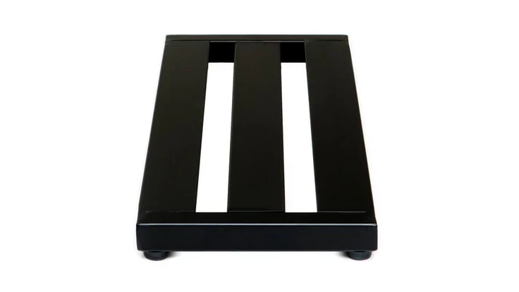 Pedaltrain Metro 20 pedalboard angled profile