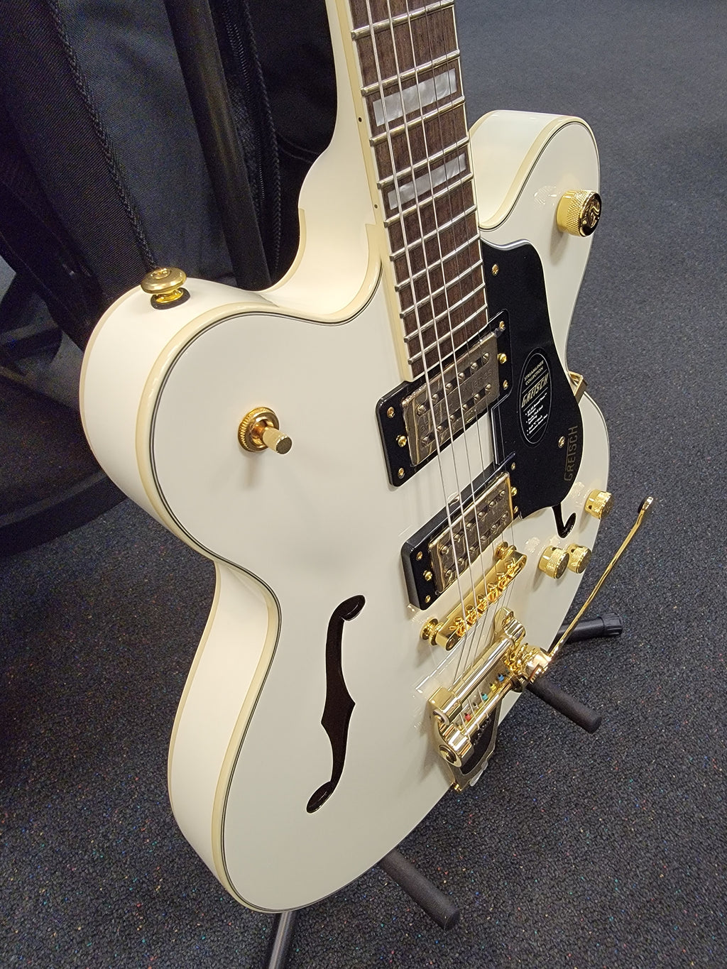 Gretsch G2622TG Streamliner center block — fingerboard inlays