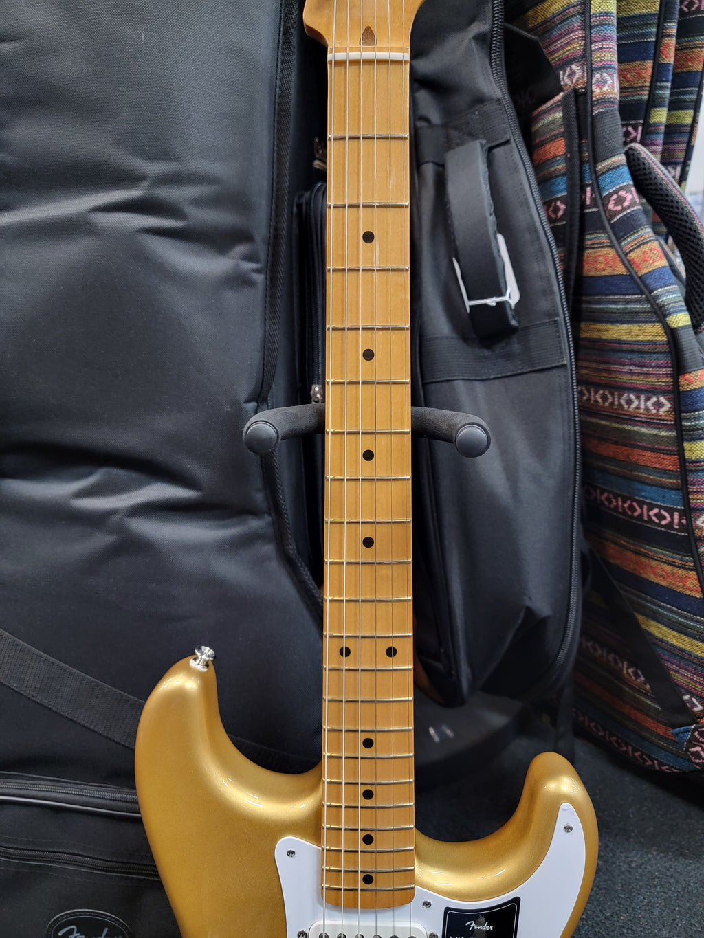 Fender Vintera III Late '50s Stratocaster Aztec Gold — single-coil pickups