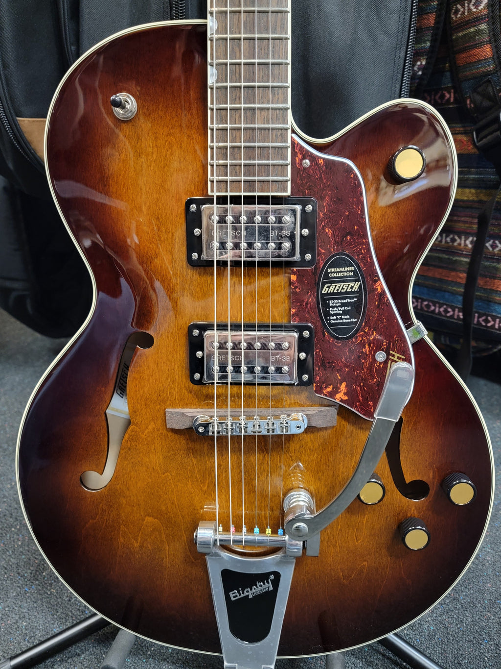Gretsch G2420T Streamliner hollow body — Havana Burst, angled