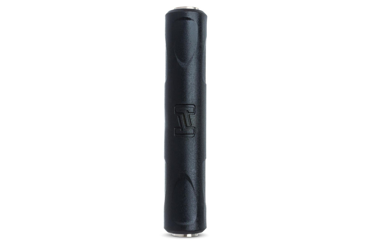 Hosa GPP-105 Coupler, 1/4 inch TRS to Same
