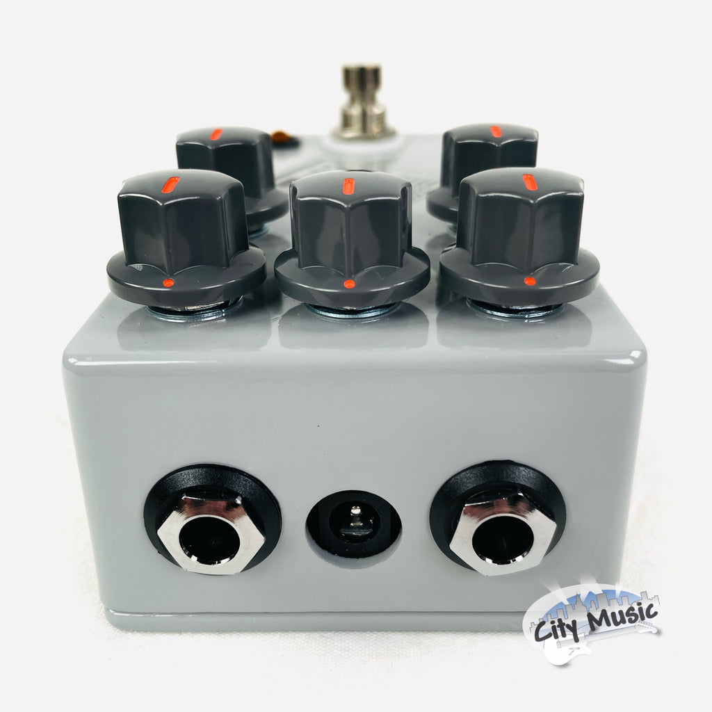 Used JHS 424 Gain Stage Preamp Distortion Overdrive Guitar Effects Pedal