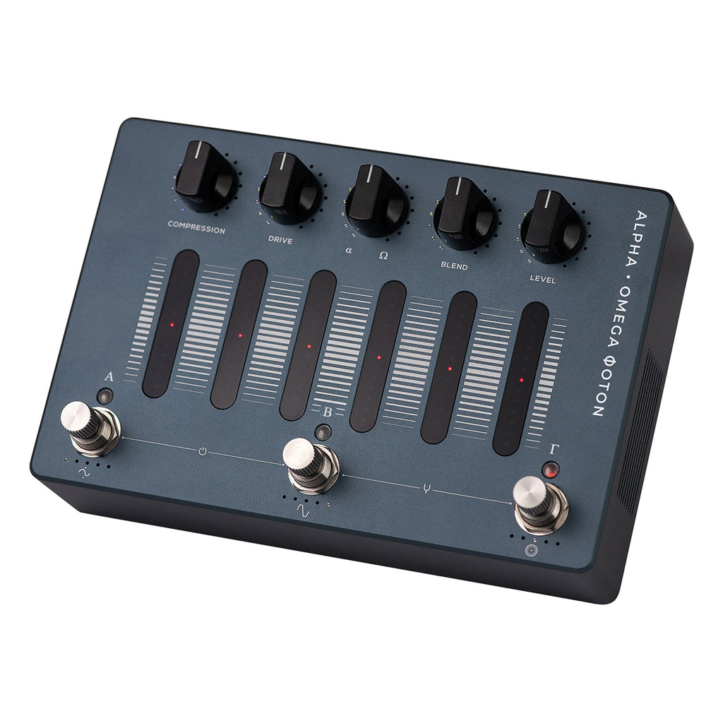 Darkglass Alpha Omega Photon bass pedal - side jacks and ports
