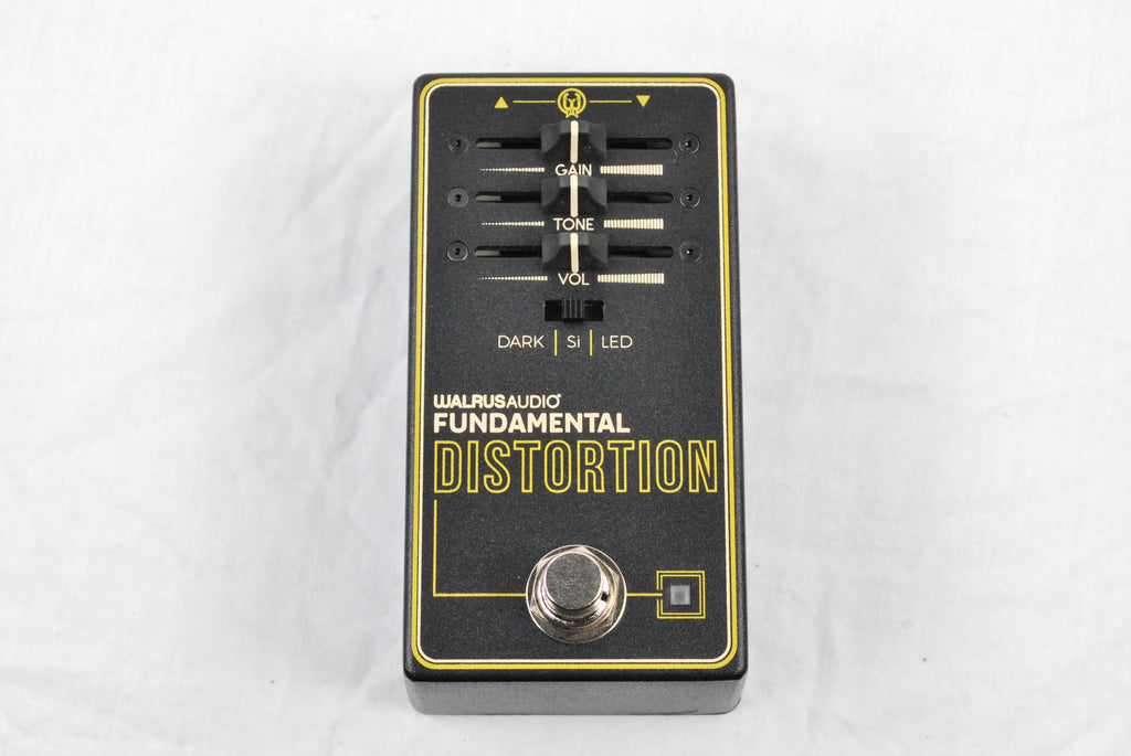 Walrus Audio Fundamental Distortion pedal — top front, sliders and Dark/Si/LED switch