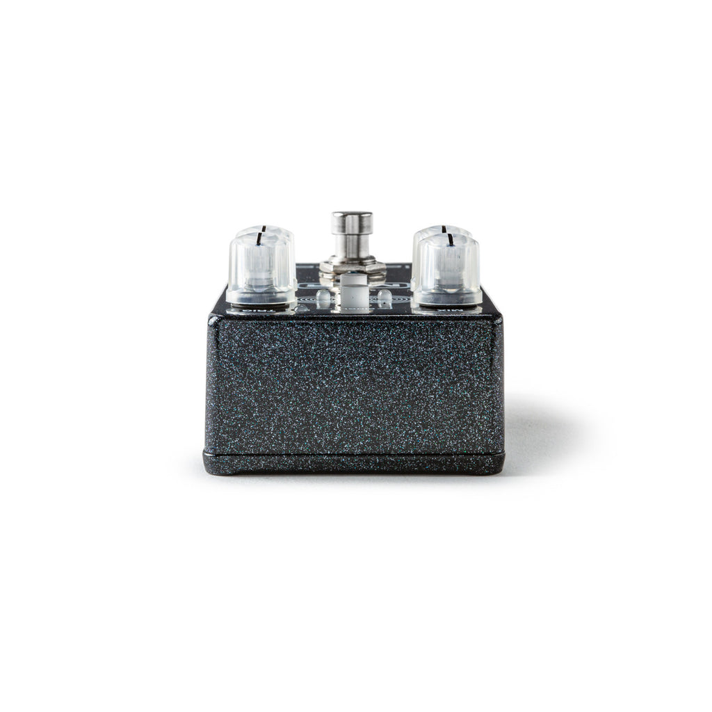 MXR M307 Layers sustain pedal — side input and output jacks