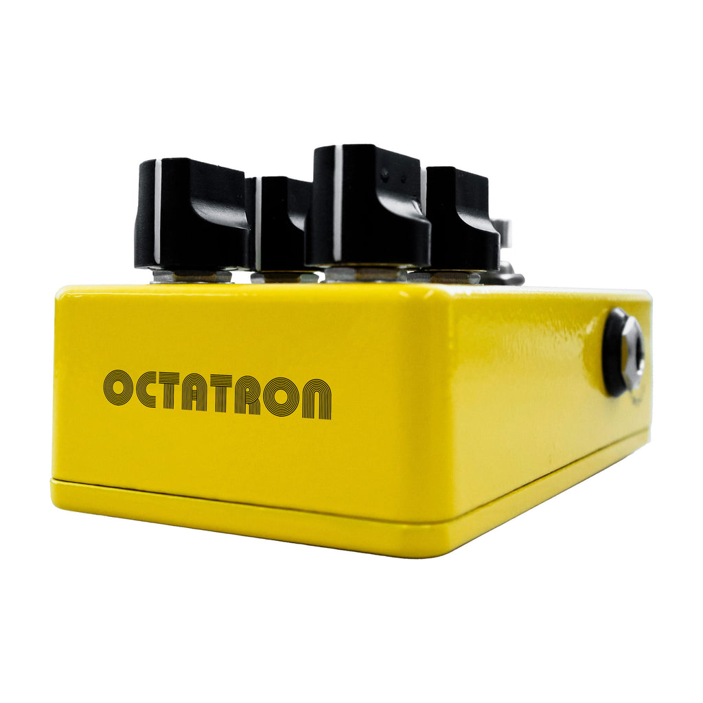 Seamoon Octatron octave pedal side jacks view