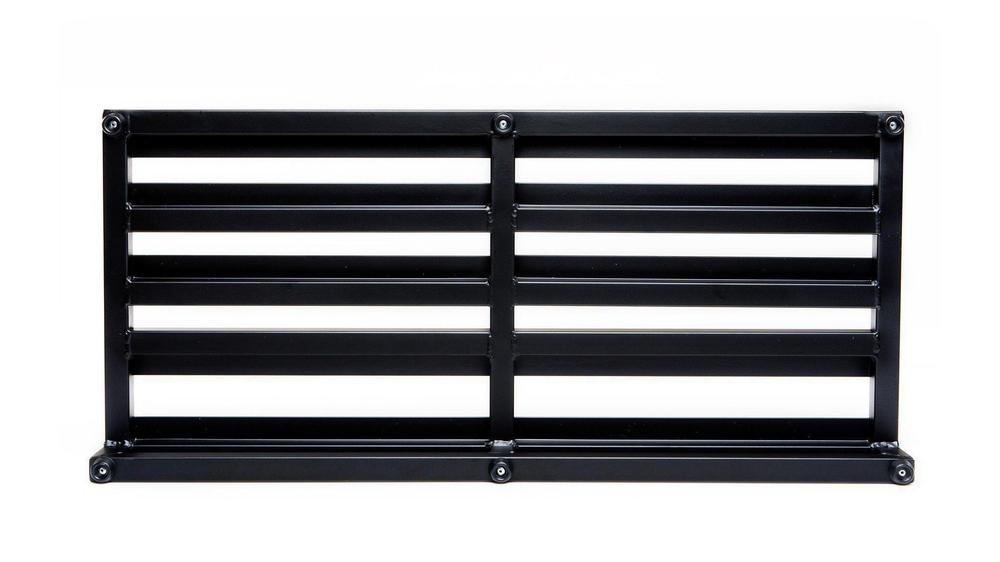 Pedaltrain Novo 32 pedalboard — three metal patch cables included