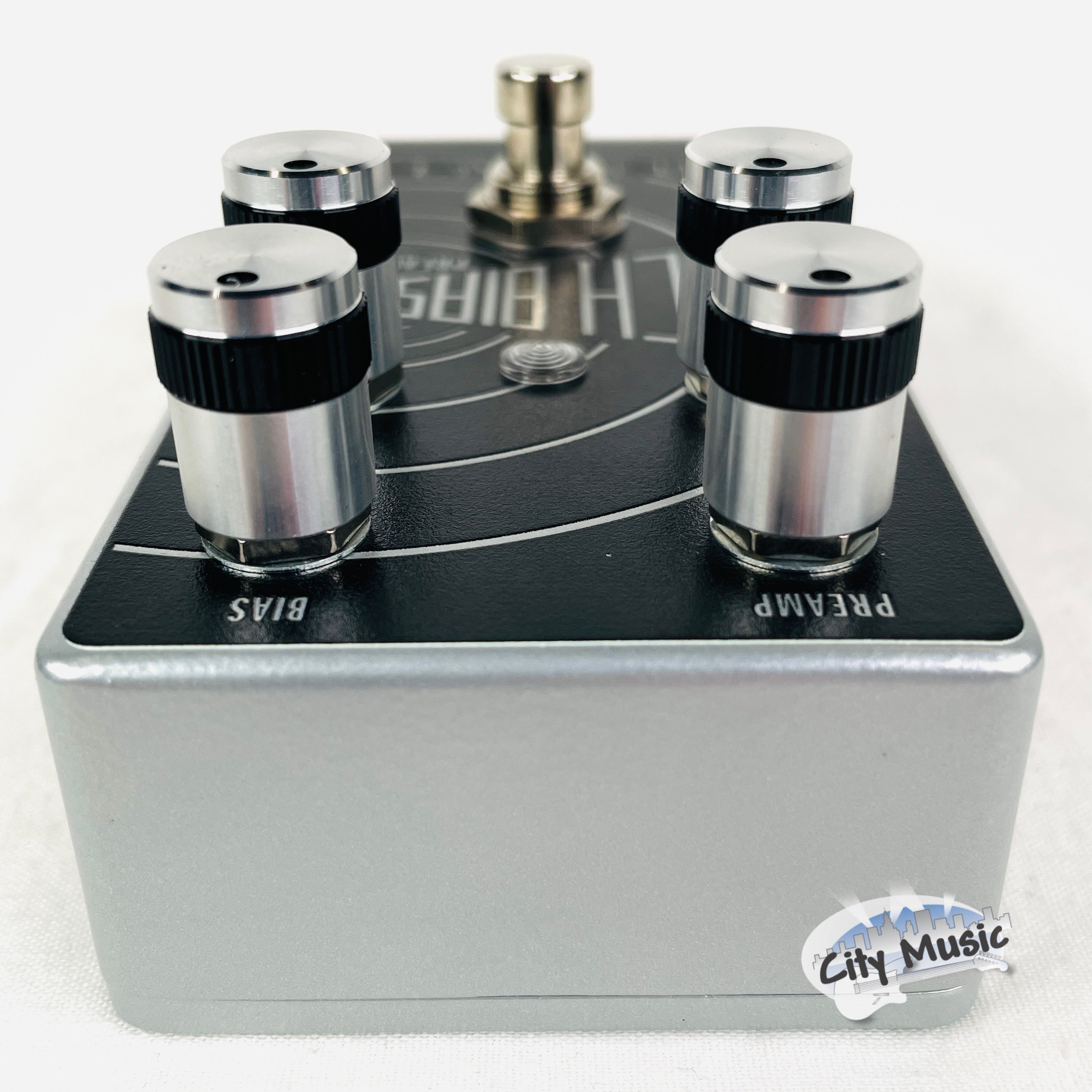 Catalinbread Epoch Bias preamp boost pedal - footswitch detail