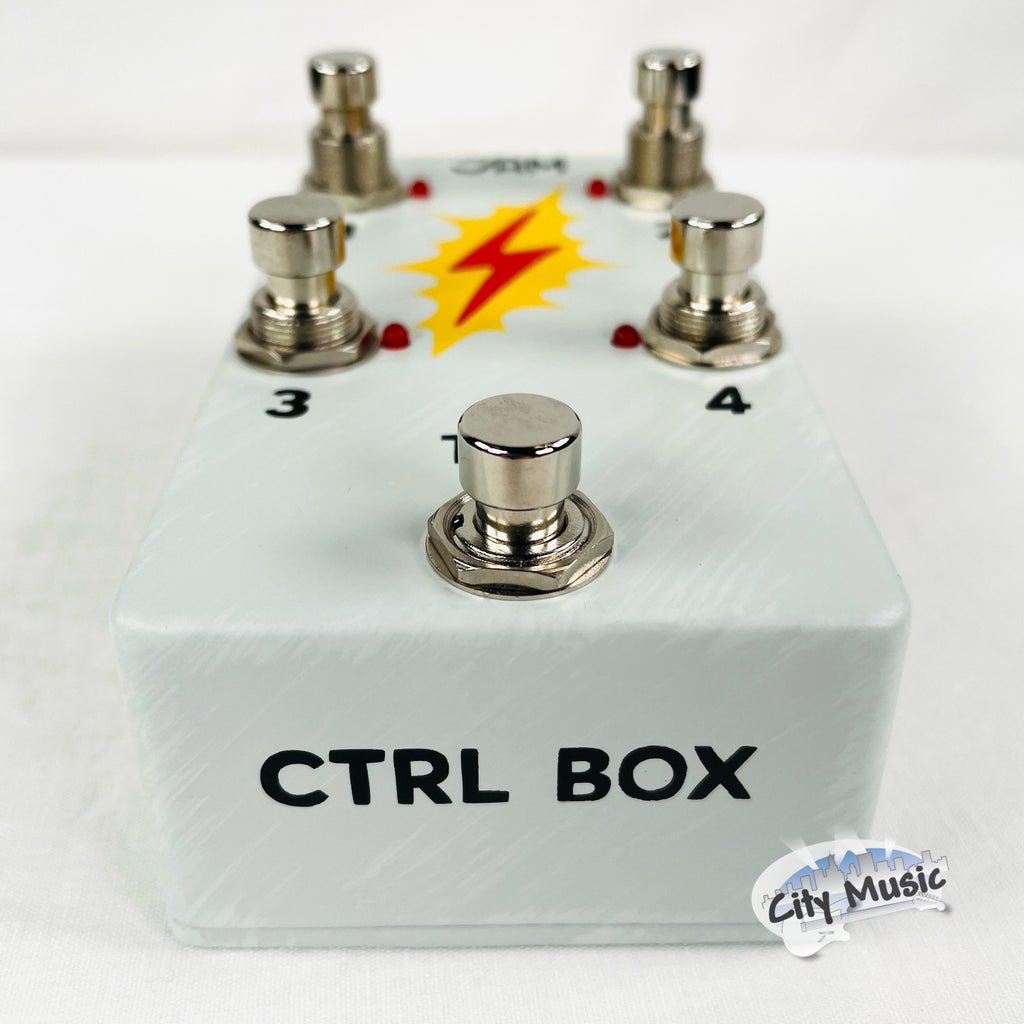 JAM Pedals CTRL Box controller pedal — TAP footswitch detail