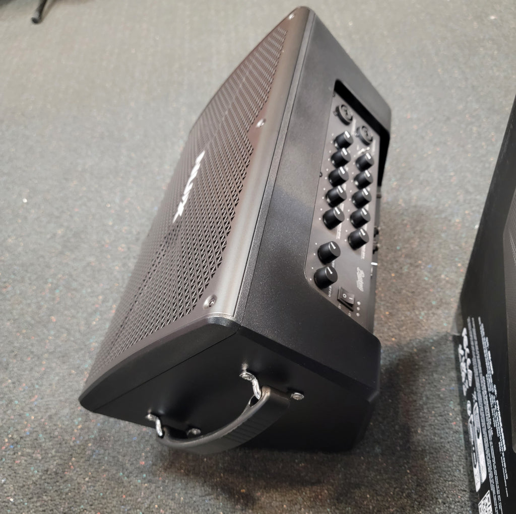 NUX Busking 200FR portable PA speaker — battery and power detail