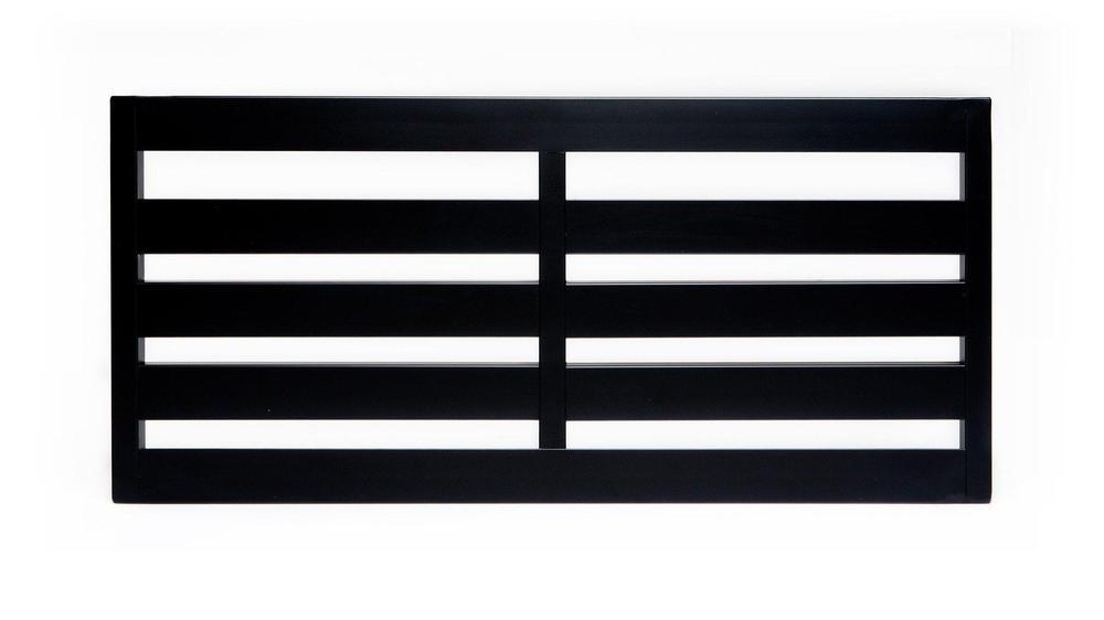 Pedaltrain Novo 32 pedalboard — angled side view of board