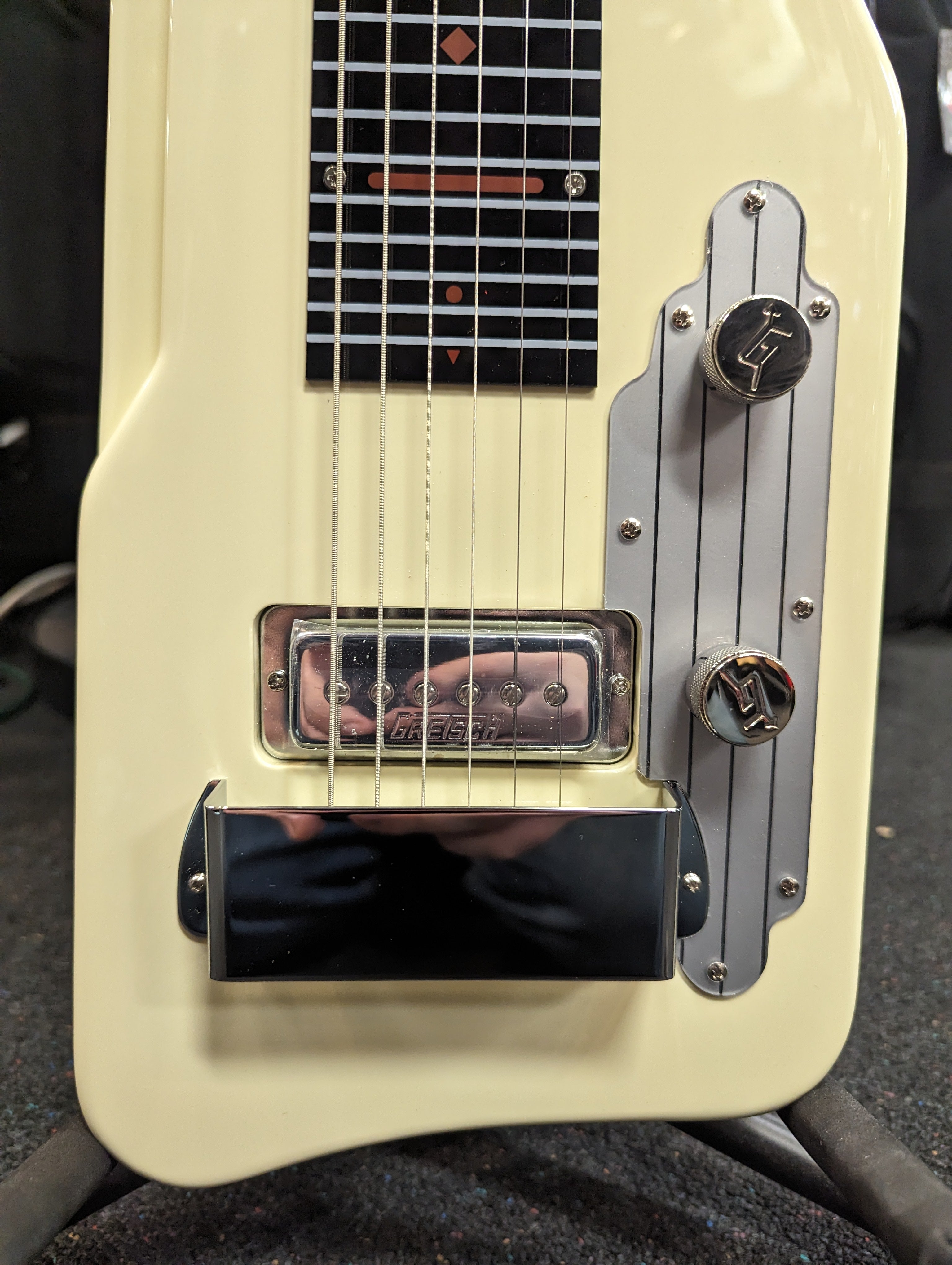 New Open Box Gretsch Electromatic G5700 Lap Steel Guitar Vintage White w/ Free Shipping!