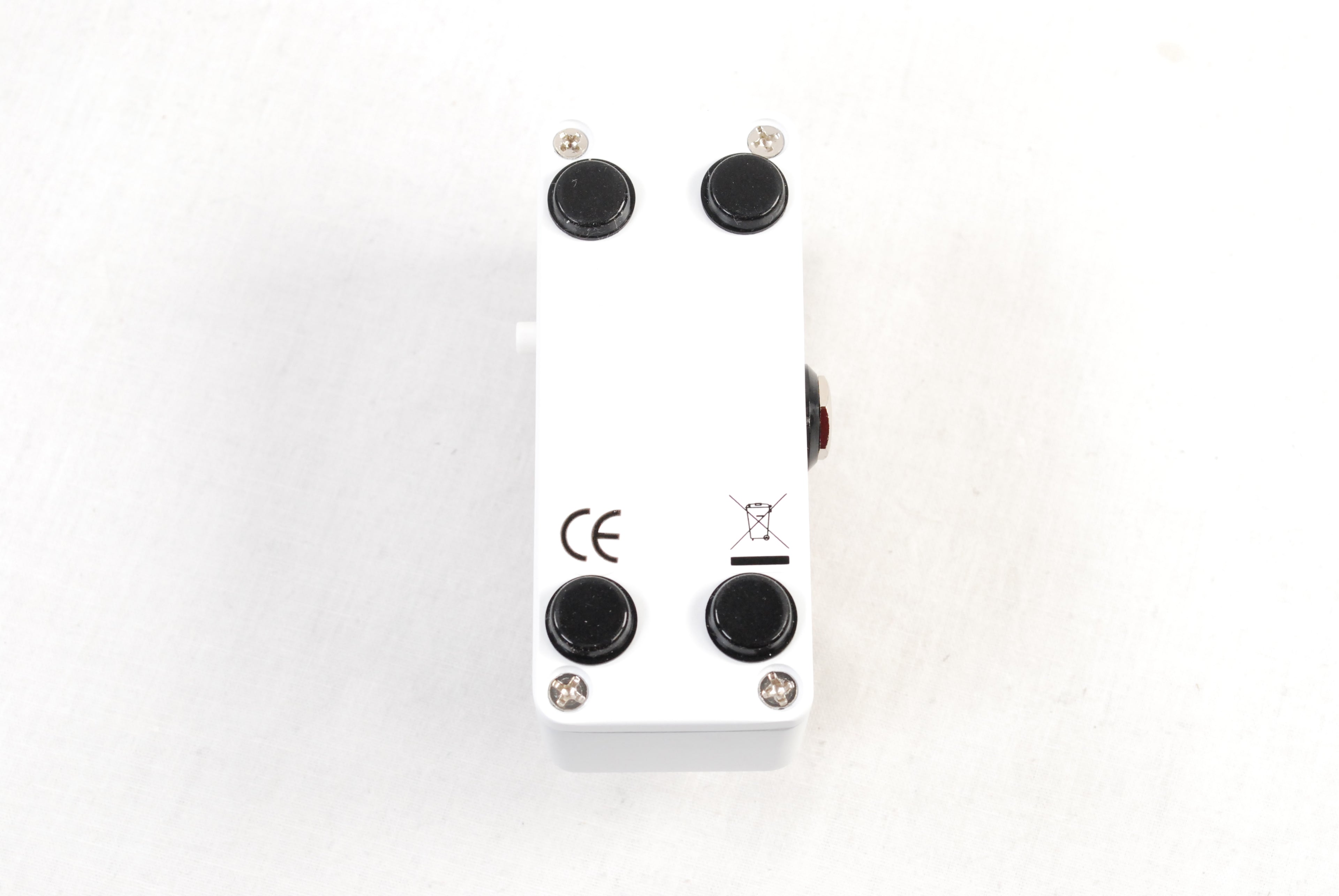 Electro-Harmonix Cntl Knob static expression pedal — side jacks detail