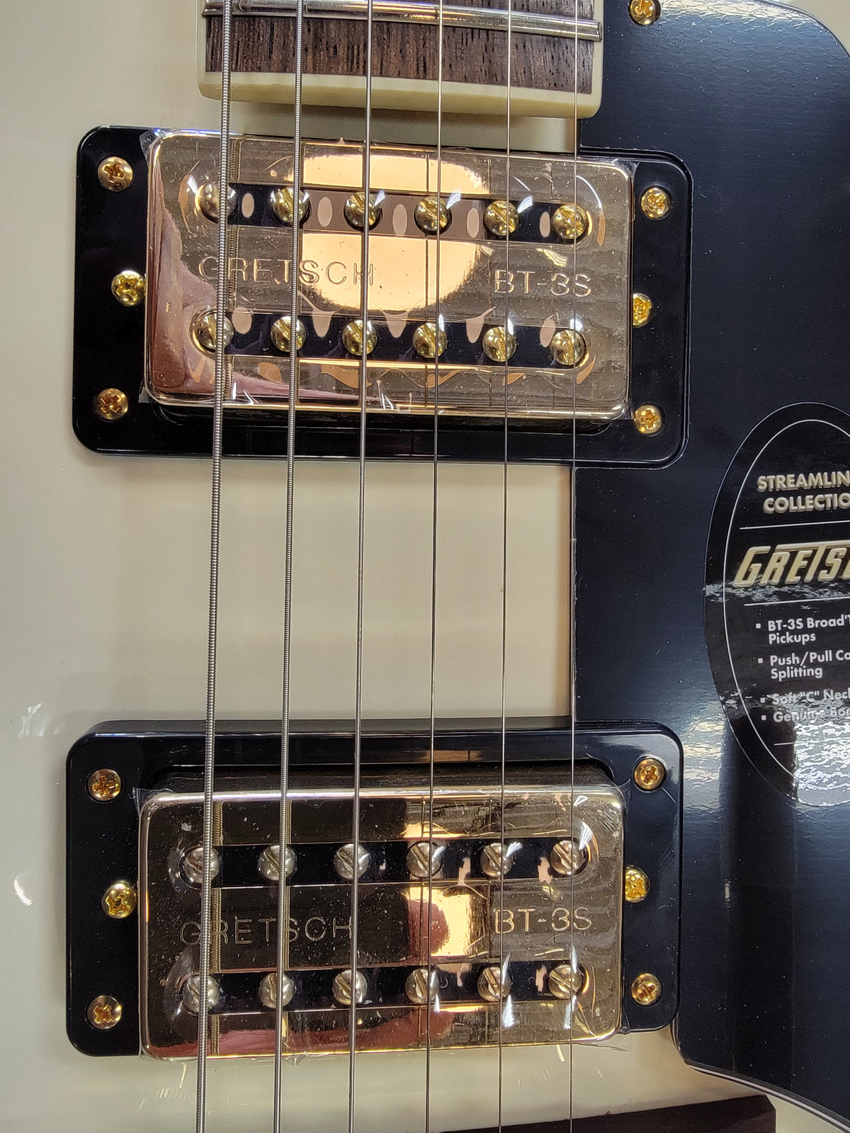 Gretsch G2420TG Streamliner hollow body — full body view
