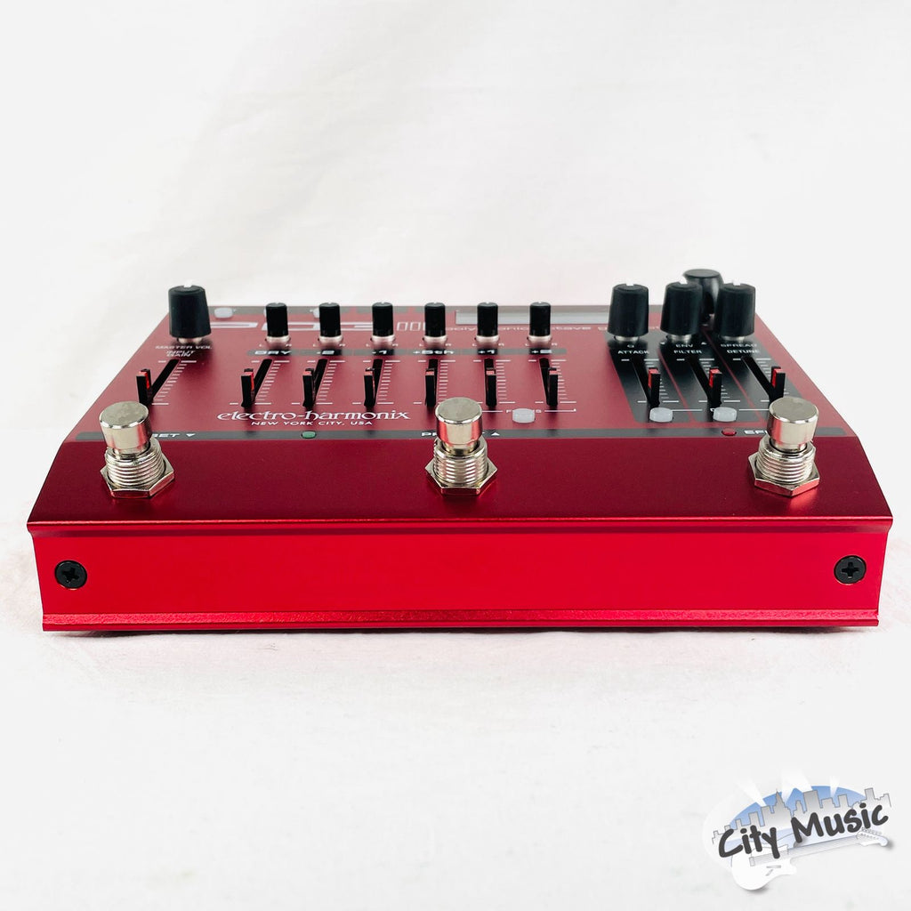 Electro-Harmonix POG3 octave pedal — rear jacks