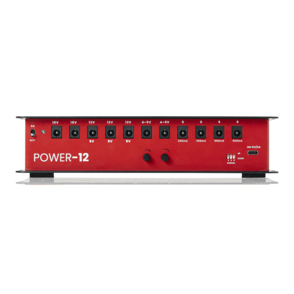 Gator PWR-12 pedal power supply — rear AC outlet
