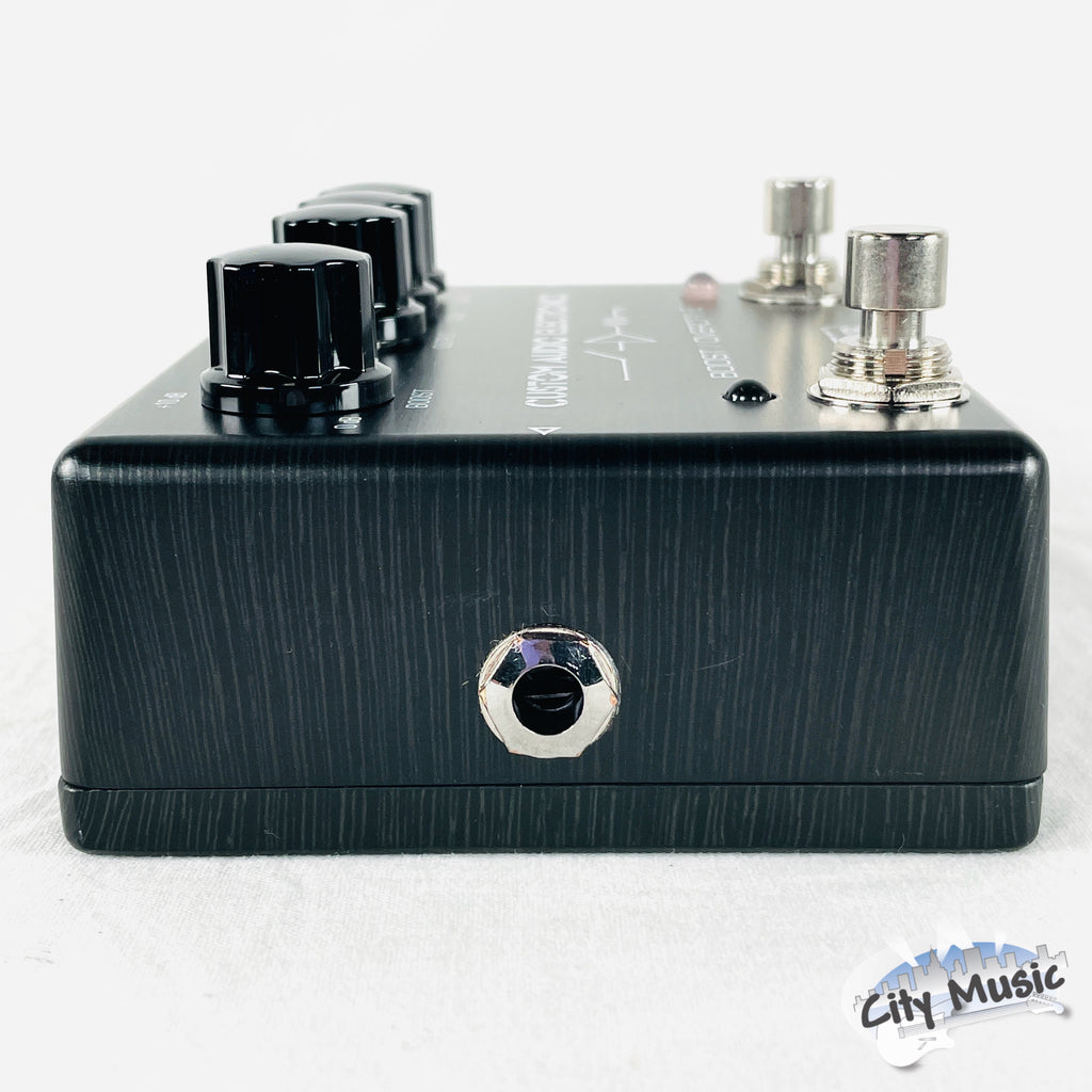 Used MXR MC402 CAE Boost/Overdrive pedal - side input/output jacks