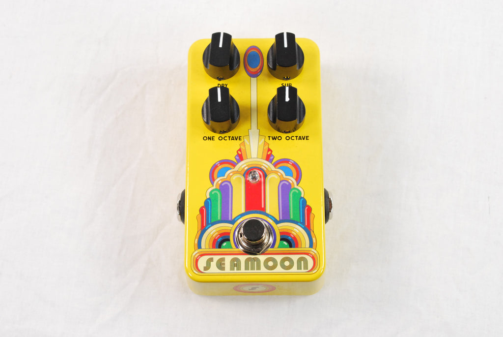 Seamoon Octatron octave pedal control knobs detail