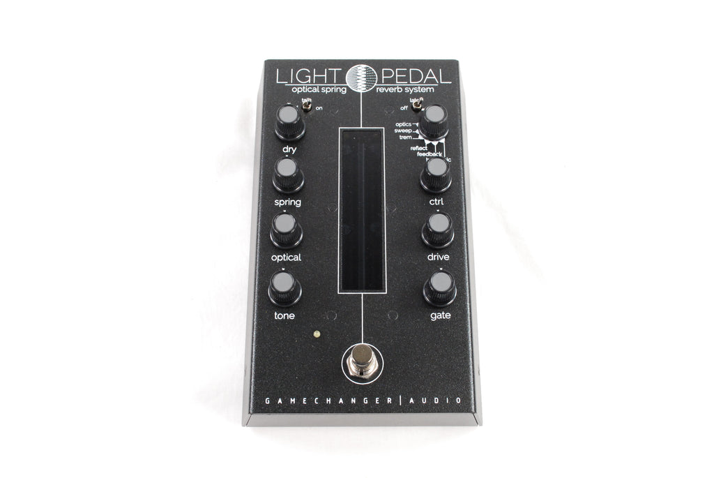 Gamechanger Audio LIGHT Pedal reverb — dry, spring and optical controls