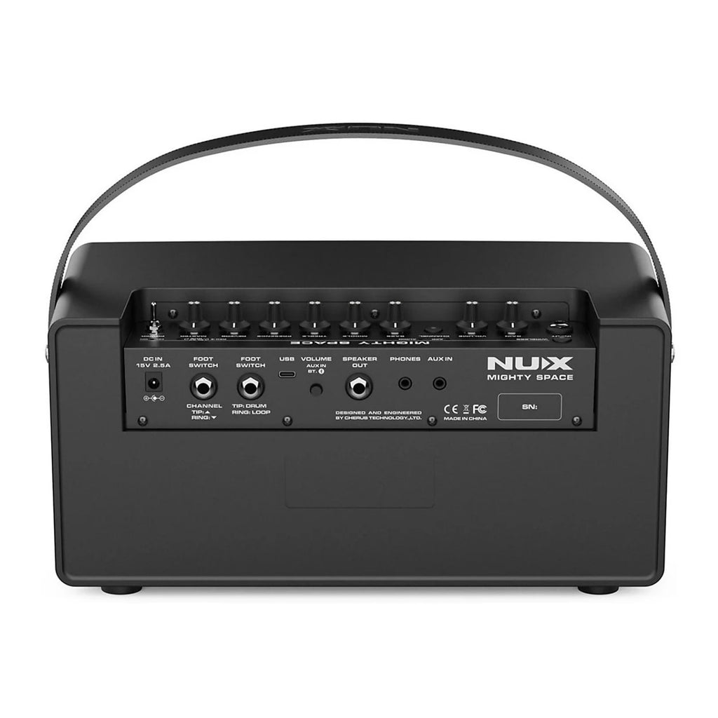 NuX Mighty Space modeling amp, control knobs close-up