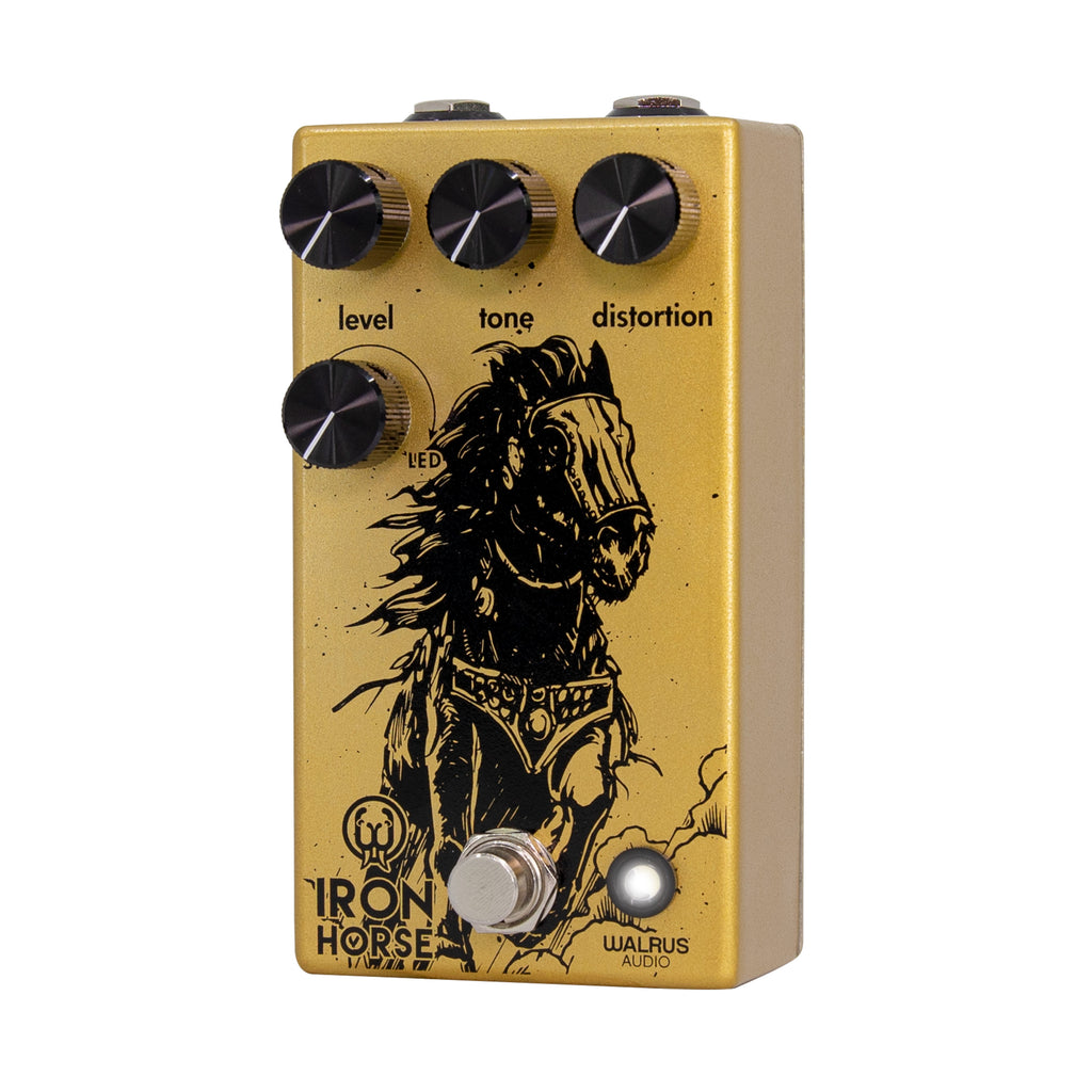 Walrus Audio Iron Horse V3 distortion pedal — footswitch