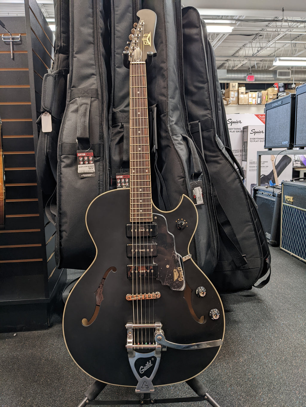 Guild Starfire I Jet90 semi-hollow electric guitar Satin Black front