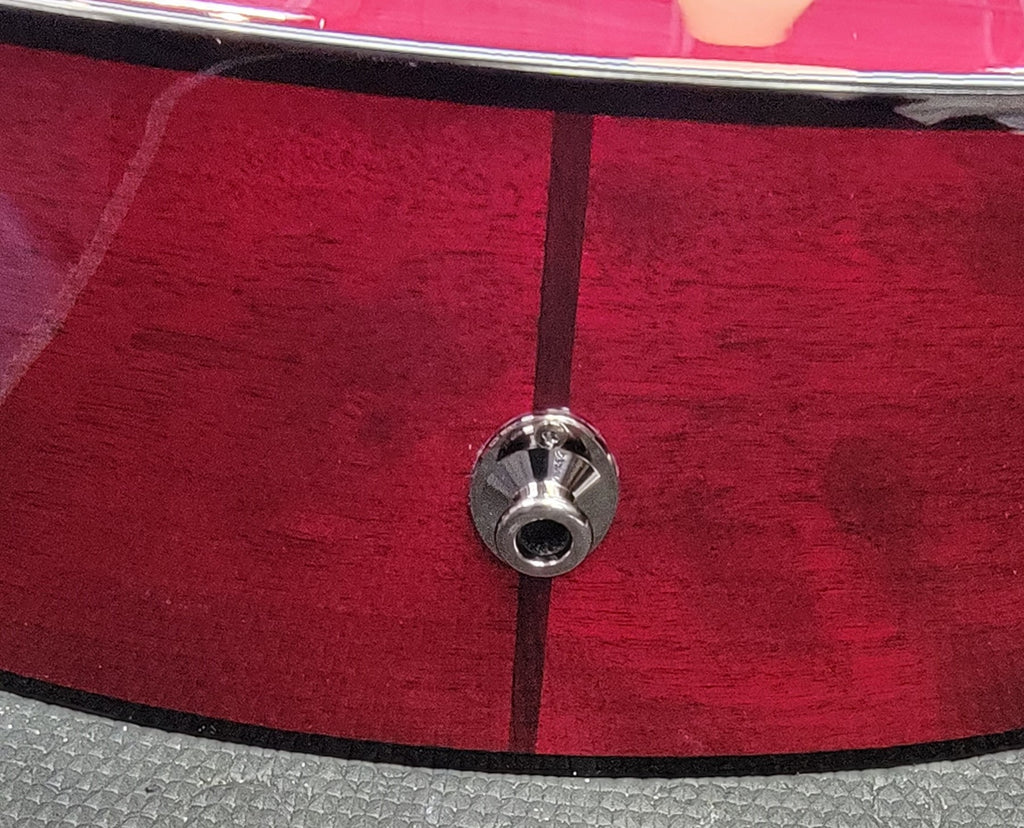 Yamaha FSX800C acoustic-electric guitar - endpin jack detail