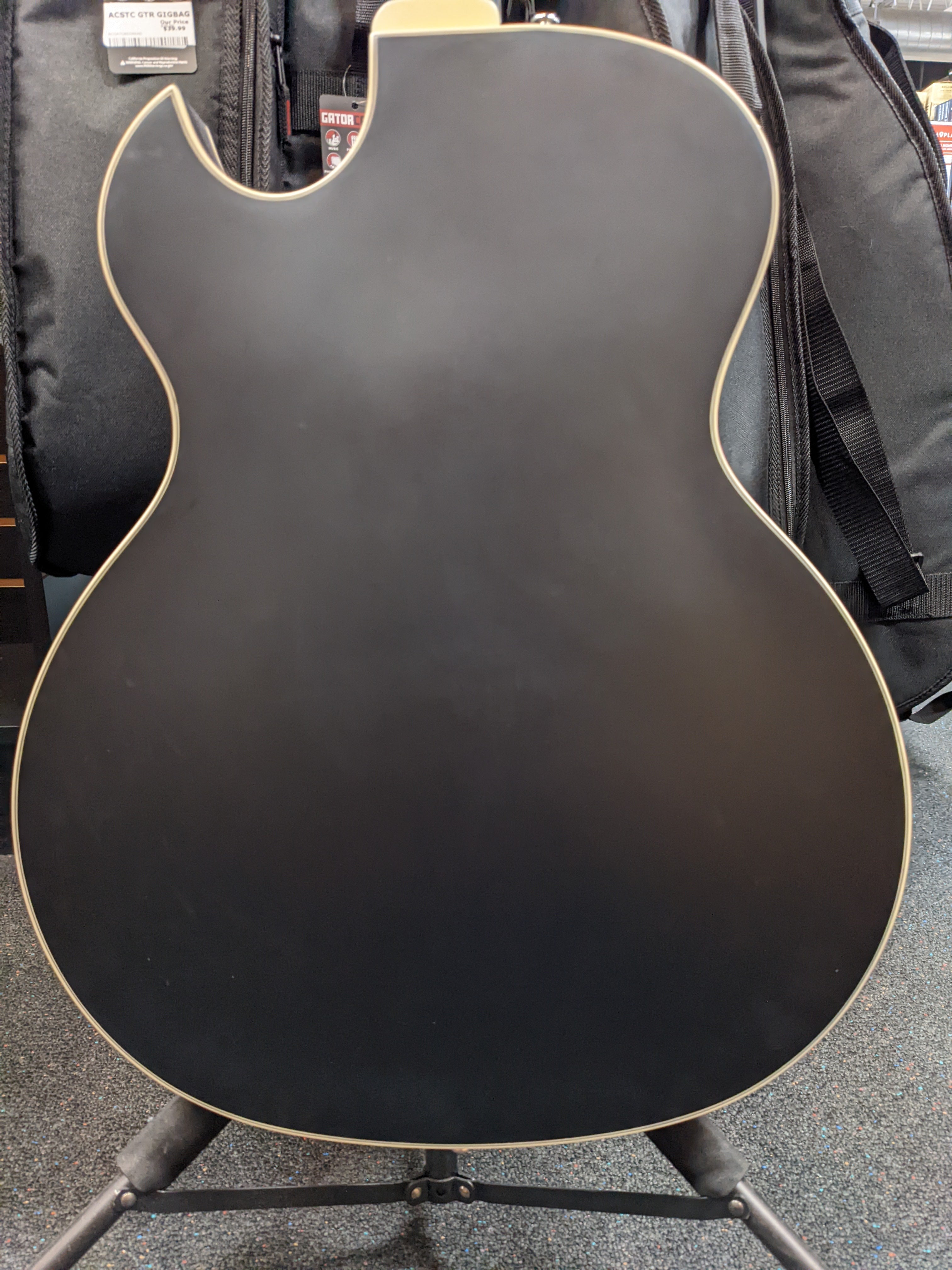 Guild Starfire I Jet90 Satin Gold guitar fingerboard