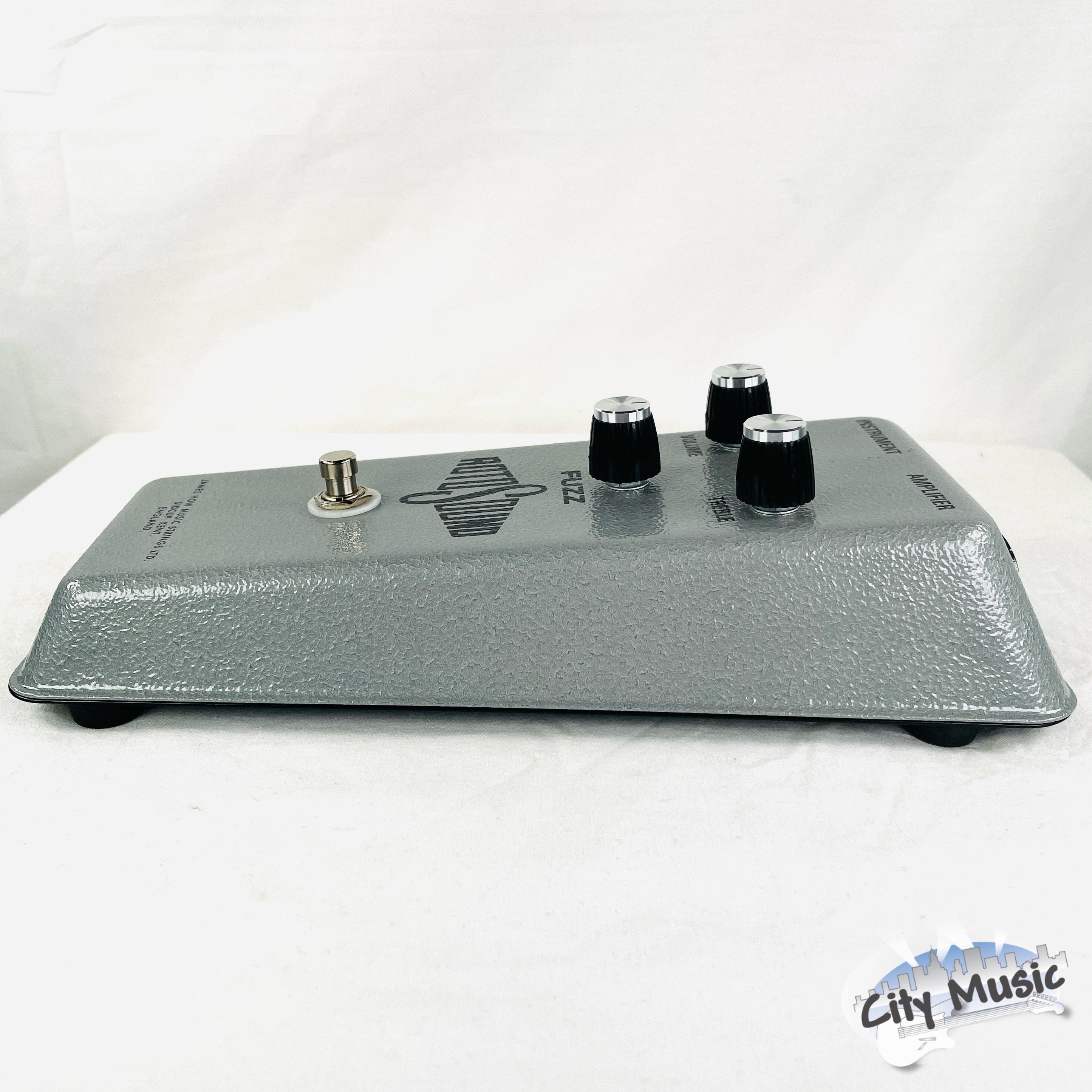 Rotosound RFB1 1967 reissue fuzz pedal — rear label detail