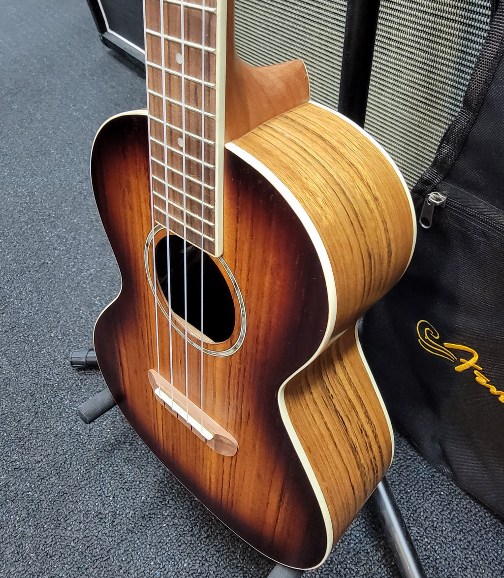 Fender Rincon Tenor Ukulele — Aged Cognac Burst tuning machines