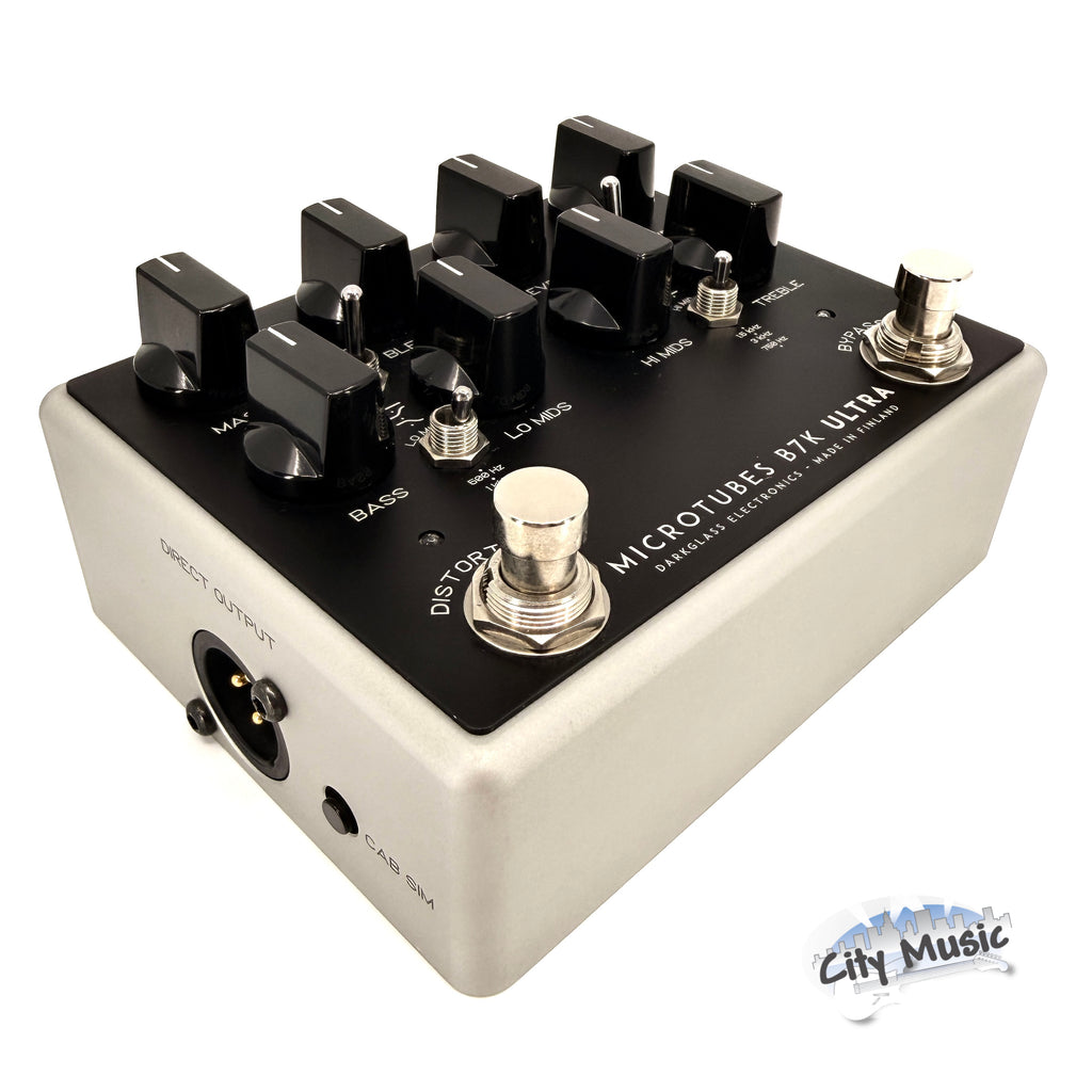 Used Darkglass Microtubes B7K ULTRA V2 w/ Aux-In Analog Bass Guitar Preamp Pedal ♪