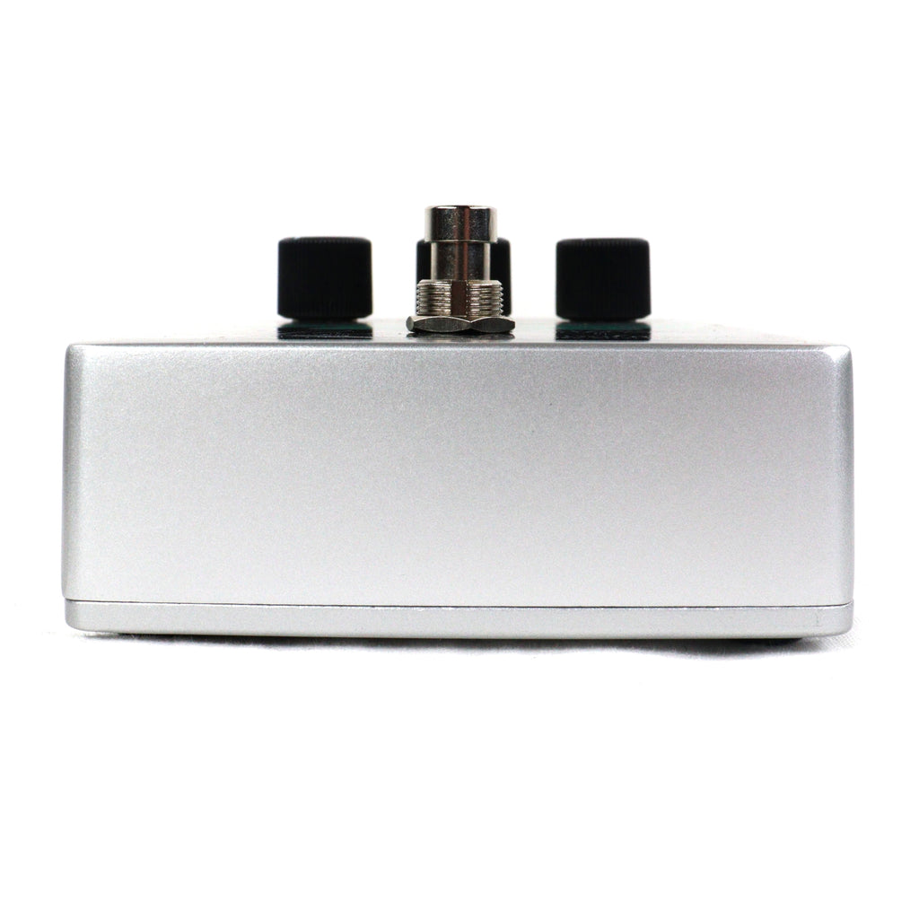 Electro-Harmonix Walking on the Moon flanger pedal — rear view