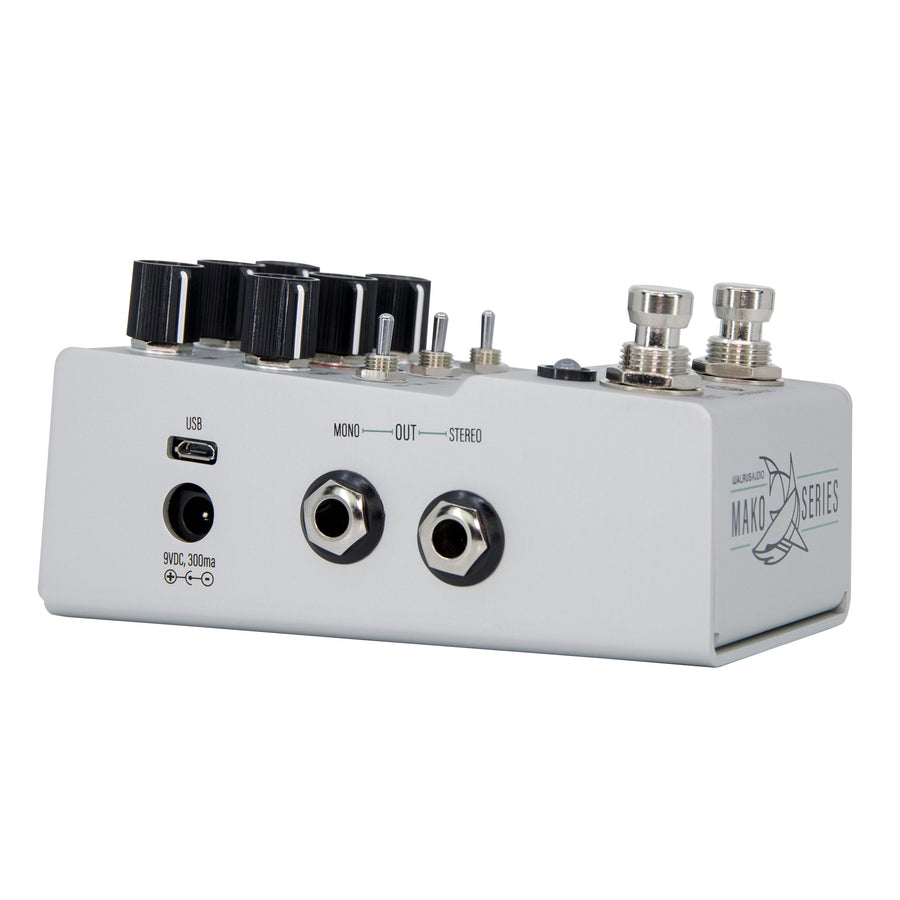 Walrus Audio MAKO D1 V2 delay pedal — stereo I/O view