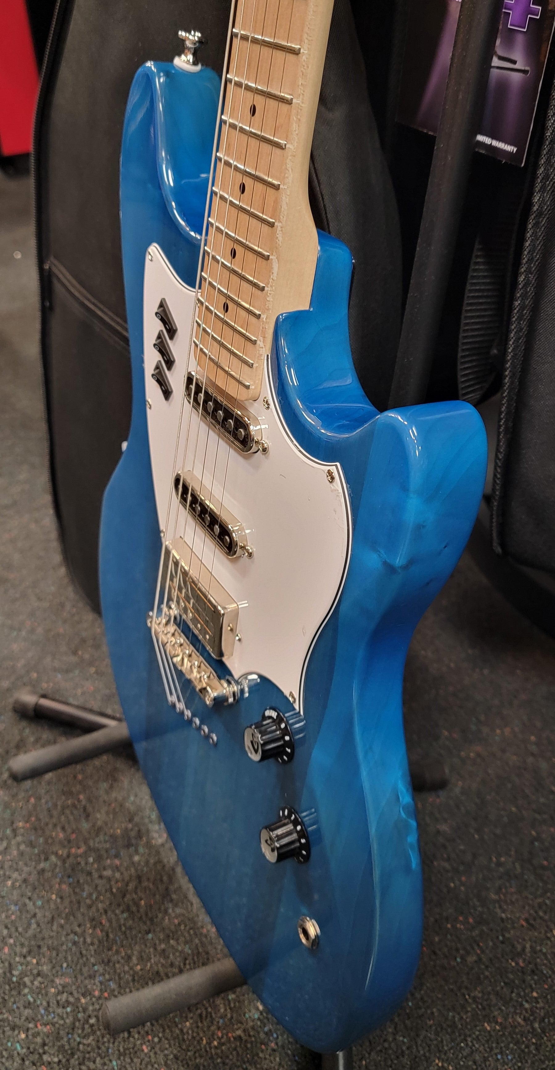 Guild Surfliner electric guitar — maple neck and fretboard