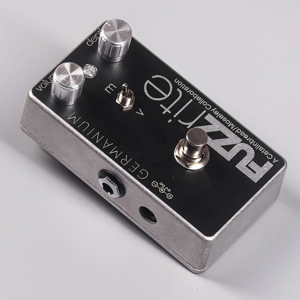Catalinbread Fuzzrite Germanium fuzz pedal - rear input jacks