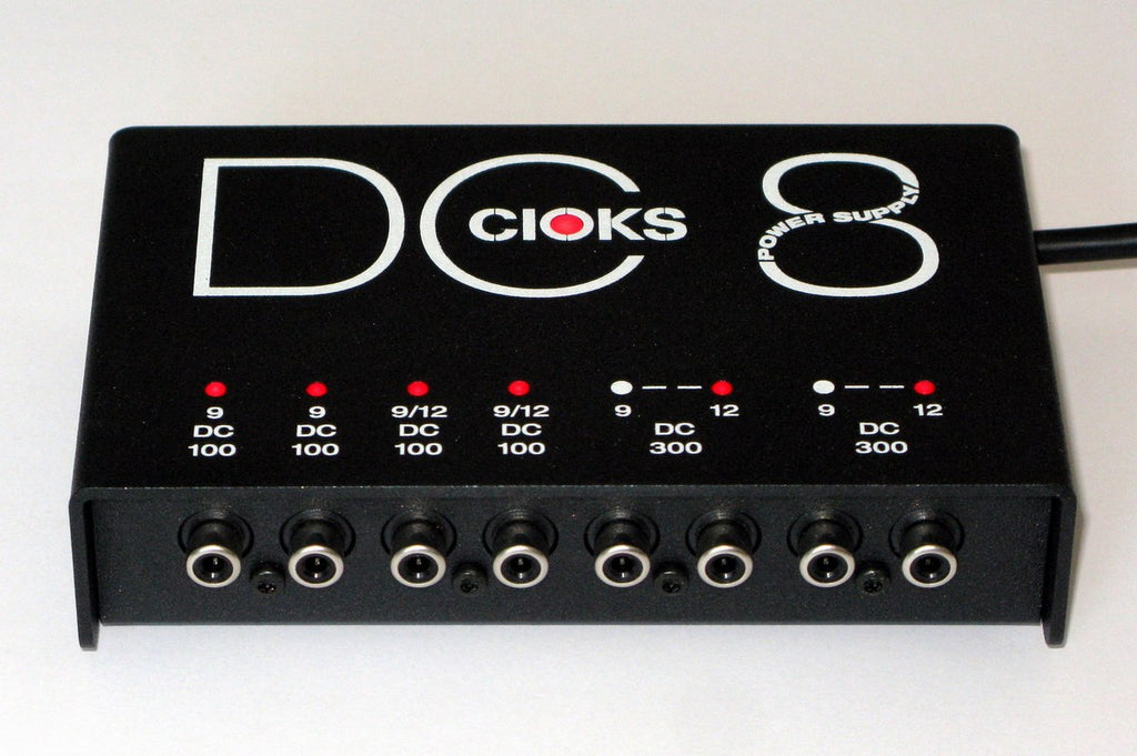 CIOKS DC8 pedal power supply — front output jacks detail